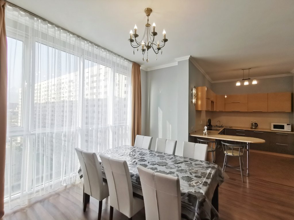 Алматы: Апартаменты Qazaq Apartments Manhattan