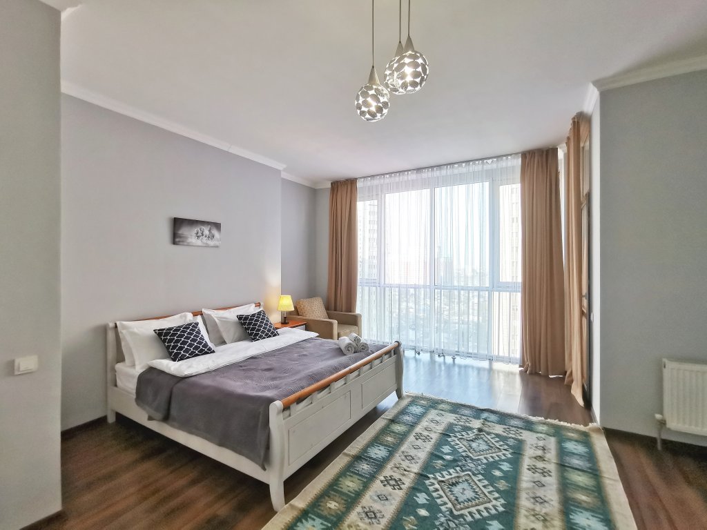 Алматы: Апартаменты Qazaq Apartments Manhattan