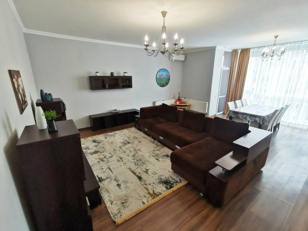 Алматы: Апартаменты Qazaq Apartments Manhattan
