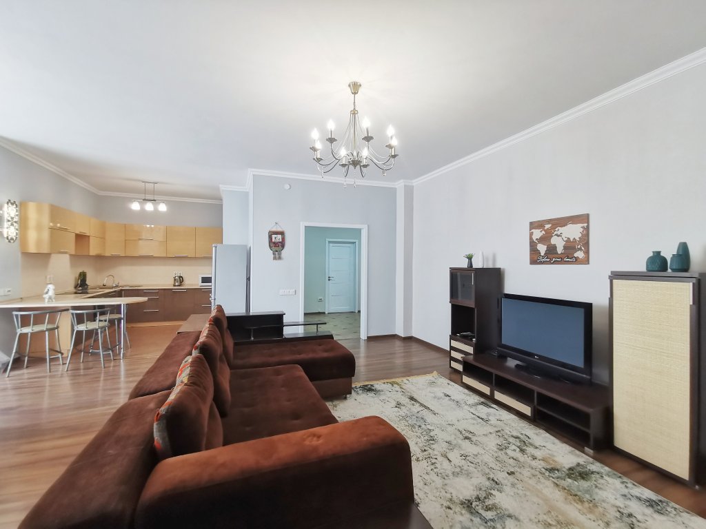 Алматы: Апартаменты Qazaq Apartments Manhattan
