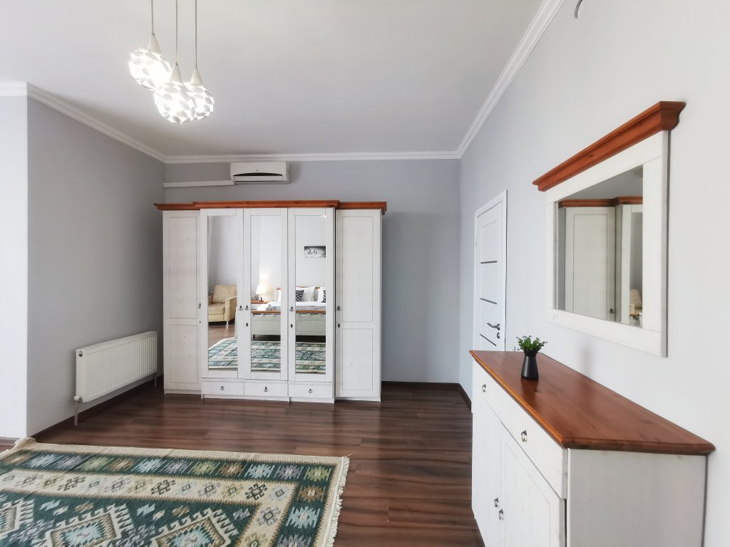 Алматы: Апартаменты Qazaq Apartments Manhattan