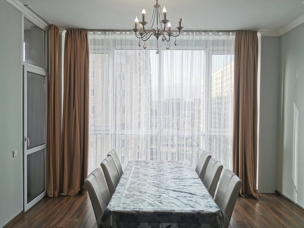 Алматы: Апартаменты Qazaq Apartments Manhattan