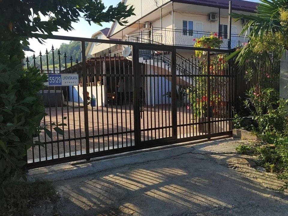 Гостевой дом Лиана — фото 1