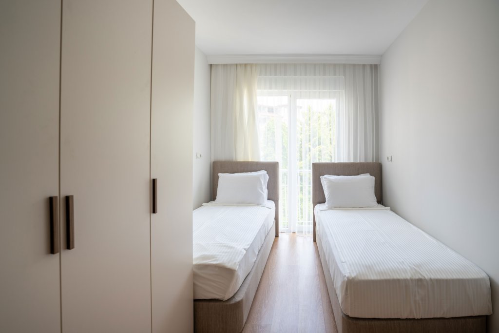 Аксу: Apartments River Park Residence Lara