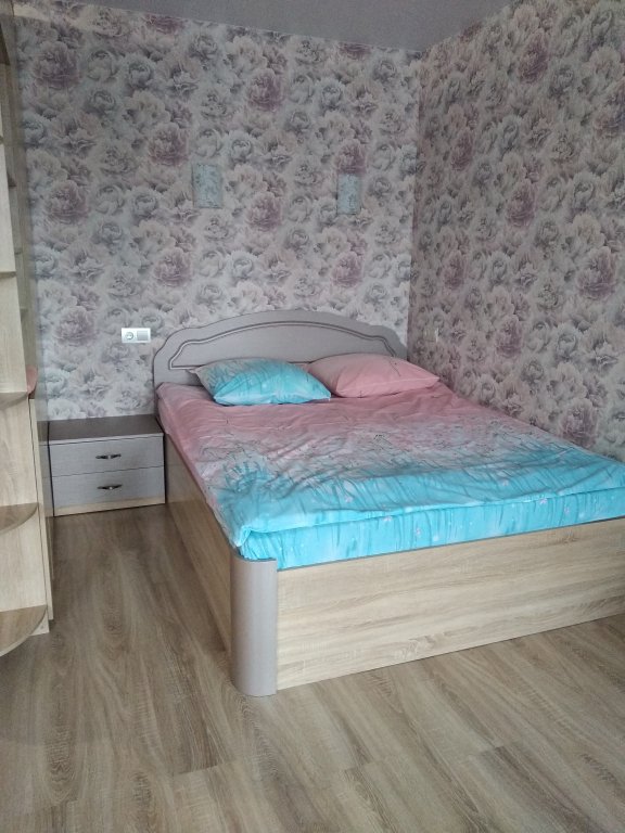 Квартира Однокомнатная Студия в Районе Универмага — фото 1