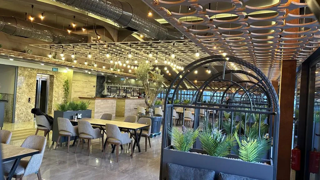 Дидим: 01 Nova Otel