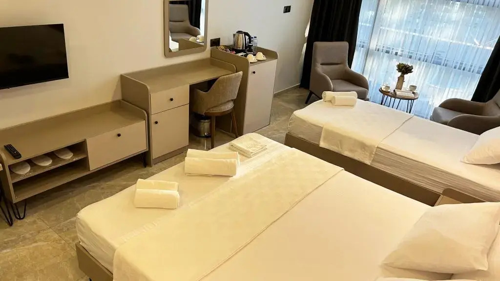 Дидим: 01 Nova Otel