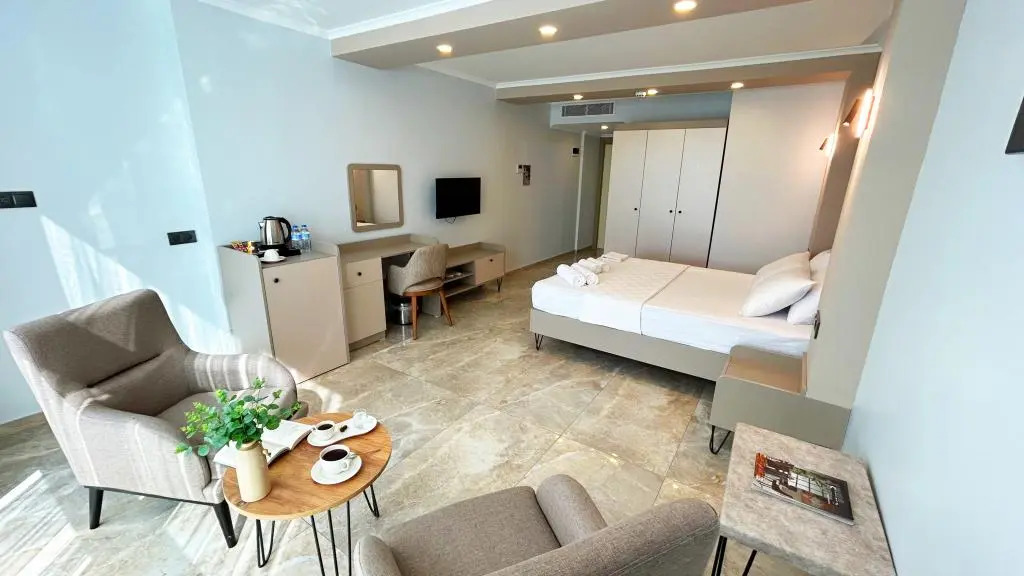 Дидим: 01 Nova Otel