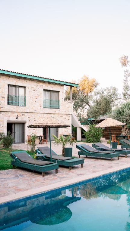 Helvaci: Serender Bungalov Otel Foça