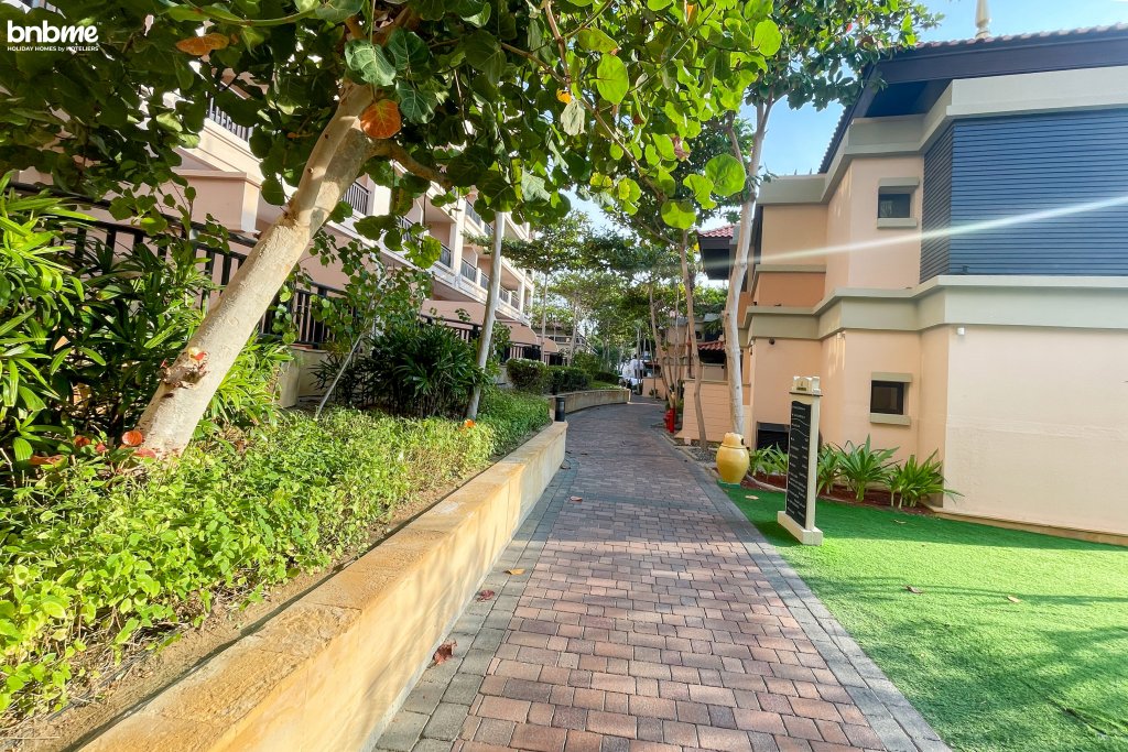 Дубай: Апартаменты Bnbmehomes, Peaceful and Cozy 1BR with Private Terrace G17