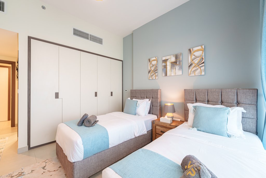 Дубай: Апартаменты Marco Polo, Cozy 2BR with Splendid Dubai Frame & Skyline View