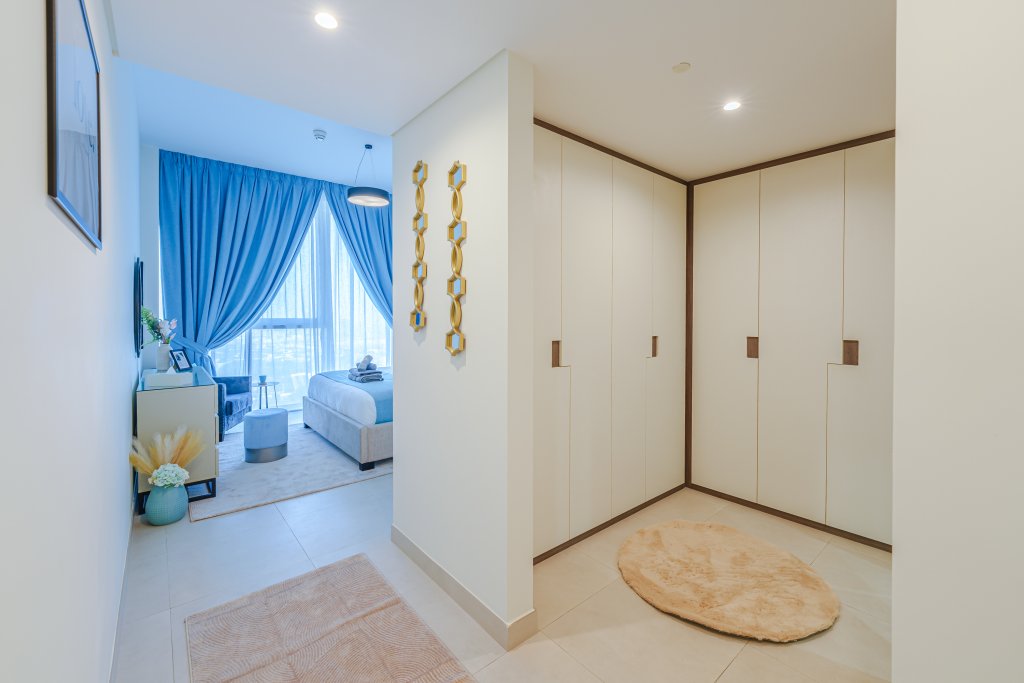 Дубай: Апартаменты Marco Polo, Cozy 2BR with Splendid Dubai Frame & Skyline View