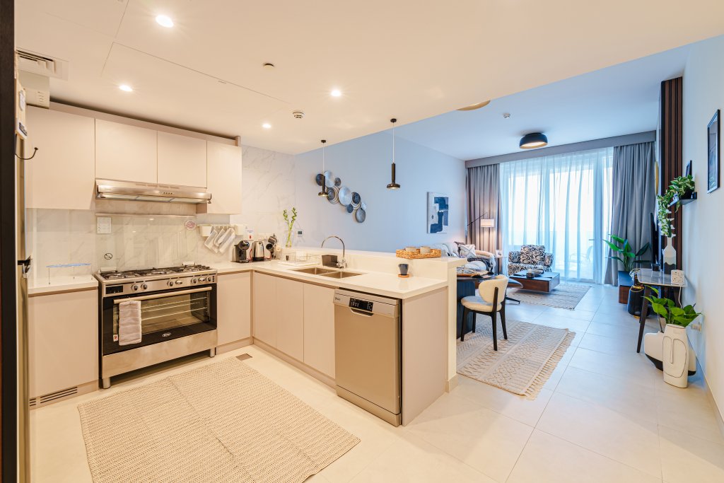 Дубай: Апартаменты Marco Polo, Cozy 2BR with Splendid Dubai Frame & Skyline View