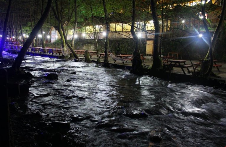 Башискеле: Gazinin Yeri Camping Alabalik Tesisleri Yuvacık