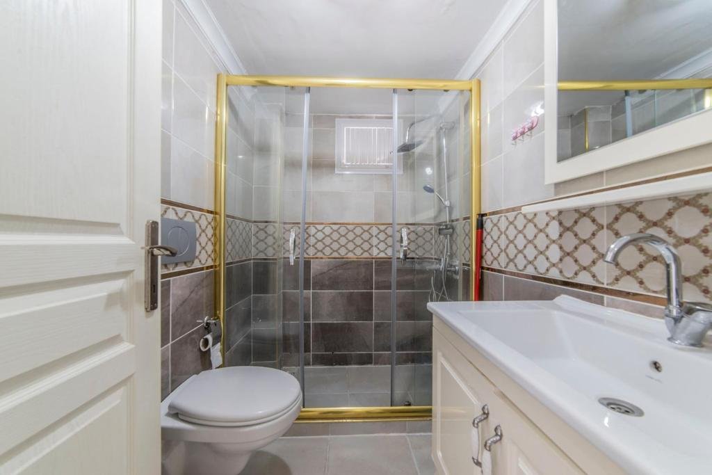 Altiparmak central 2 bdrm apartment — фото 6