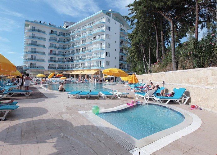 Гюзельчамлы: Hotel Arora