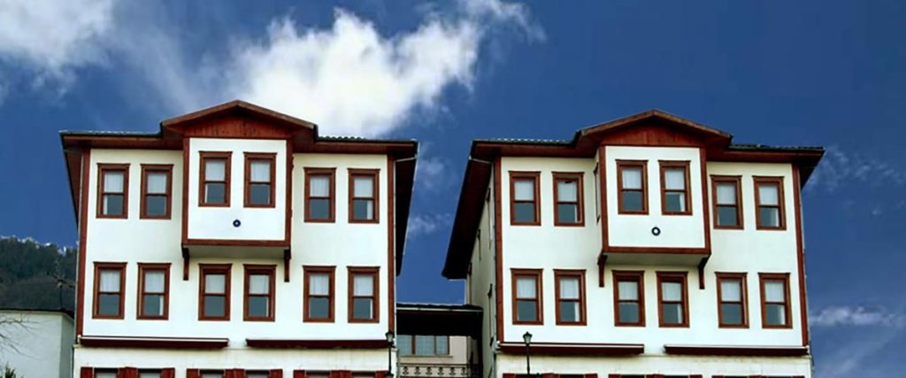Орду: Karlibel Ikizevlerhotel