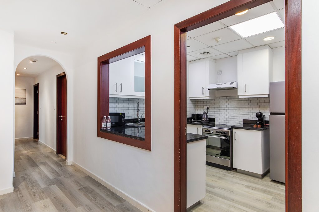 Дубай: Апартаменты Stylish 2bdr at Rimal 1