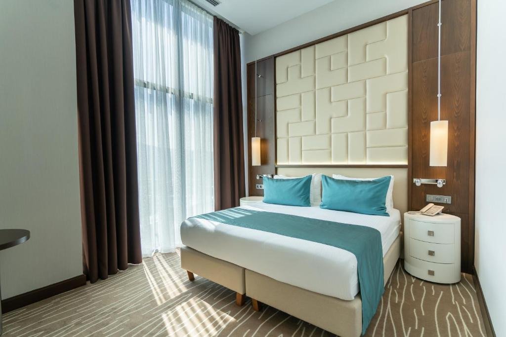 Батуми: Grand Bellagio Batumi Convention & Casino Hotel