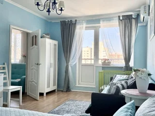 Санкт-Петербург: Квартира InRoomSPb на Энгельса 138