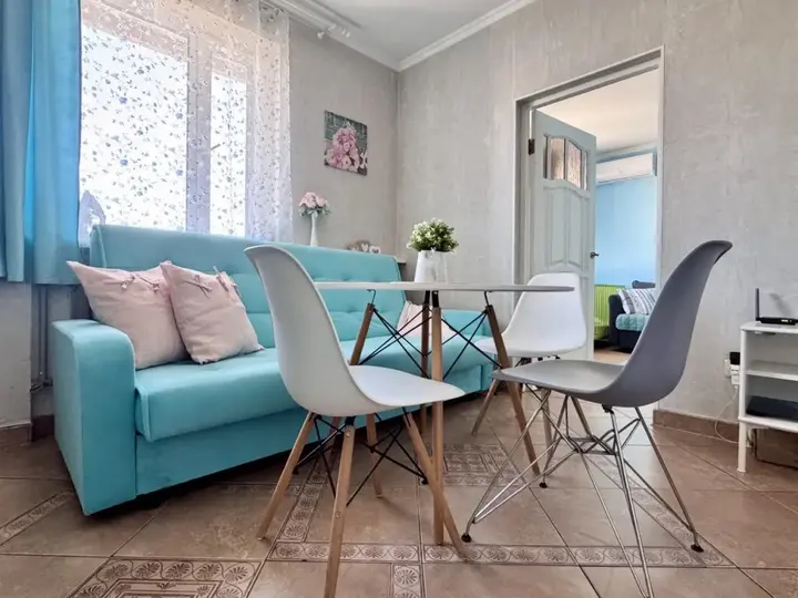 Санкт-Петербург: Квартира InRoomSPb на Энгельса 138