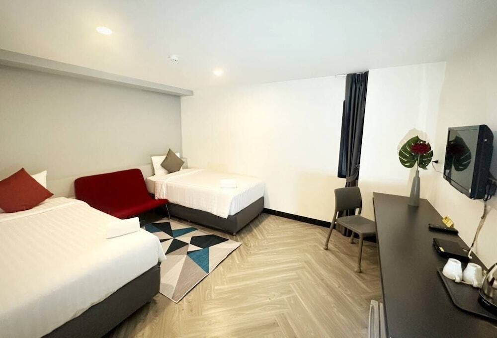 Бангкок: 14 Sathorn hotel