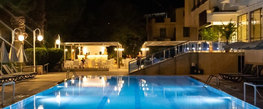 Согучак: Cashmere Kusadasi