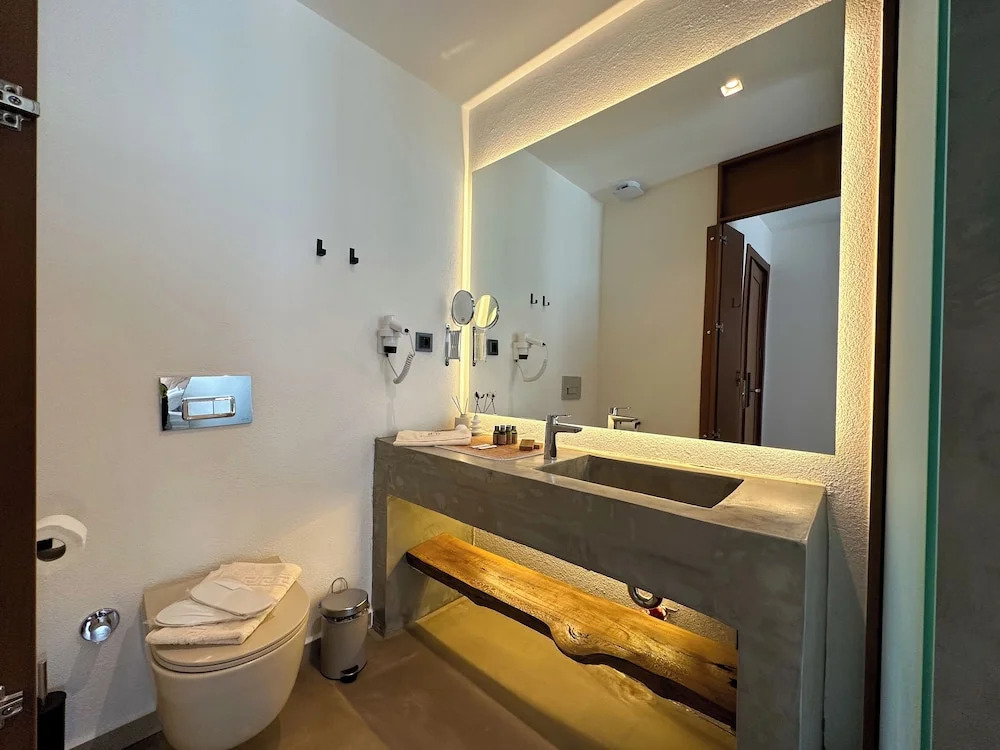 Урла: Donmez Otel