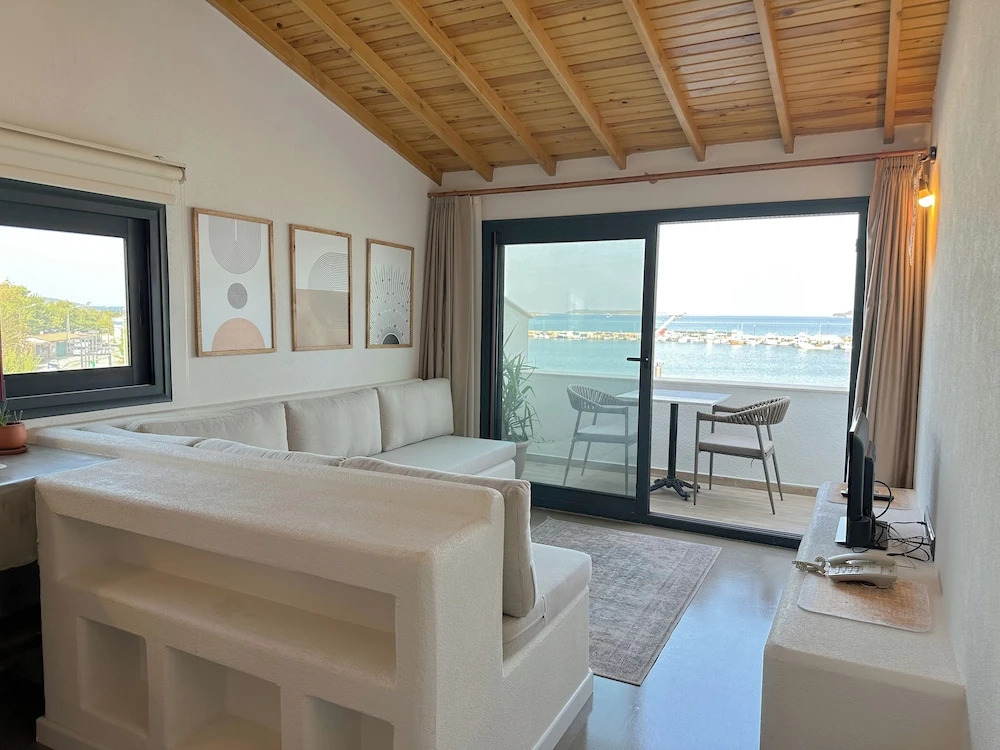 Урла: Donmez Otel