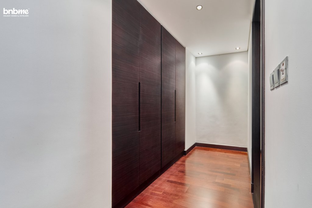 Дубай: Апартаменты Bnbmehomes, Spacious Retreat in Palm Jumeriah 602