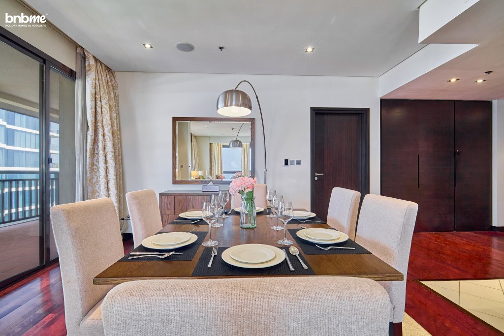 Дубай: Апартаменты Bnbmehomes, Spacious Retreat in Palm Jumeriah 602