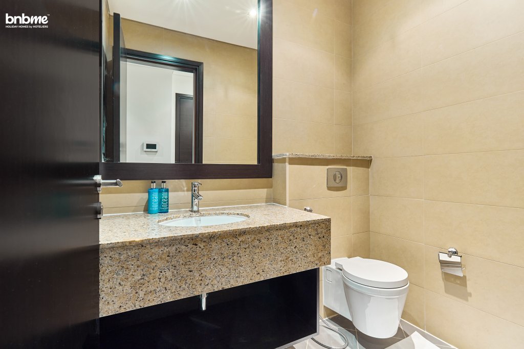 Дубай: Апартаменты Bnbmehomes, Pvt Terrace 1 BR in Palm Jumeirah G09