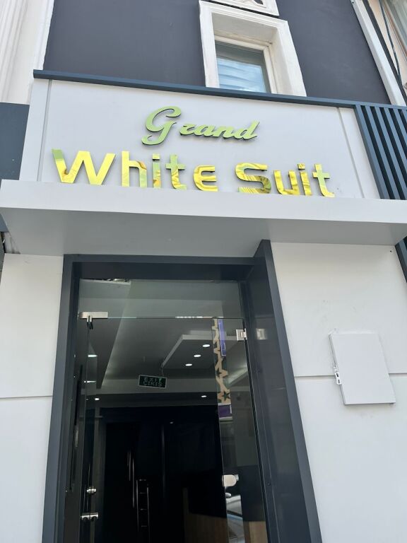Сивас: Grand Whi̇te Sui̇t Otel
