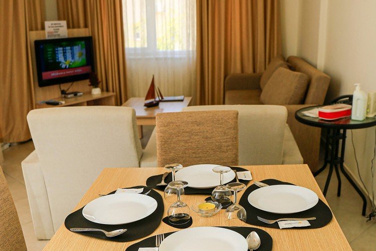 Сёке: Golf Club House