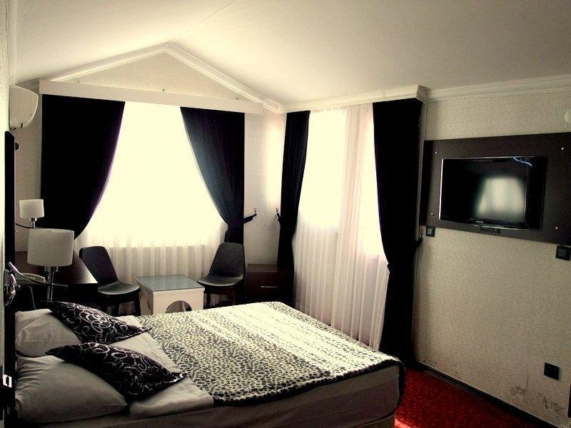Бююкчекмедже: Grandgoldotel Hotel
