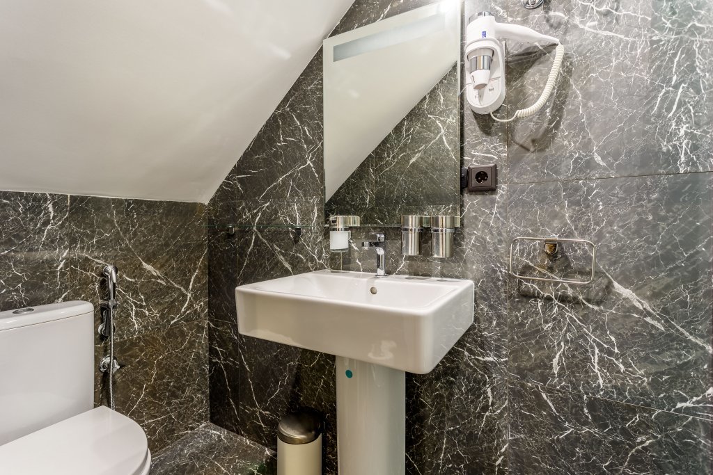 Санкт-Петербург: Roomp Sky Rubinshtejna Mini-Hotel