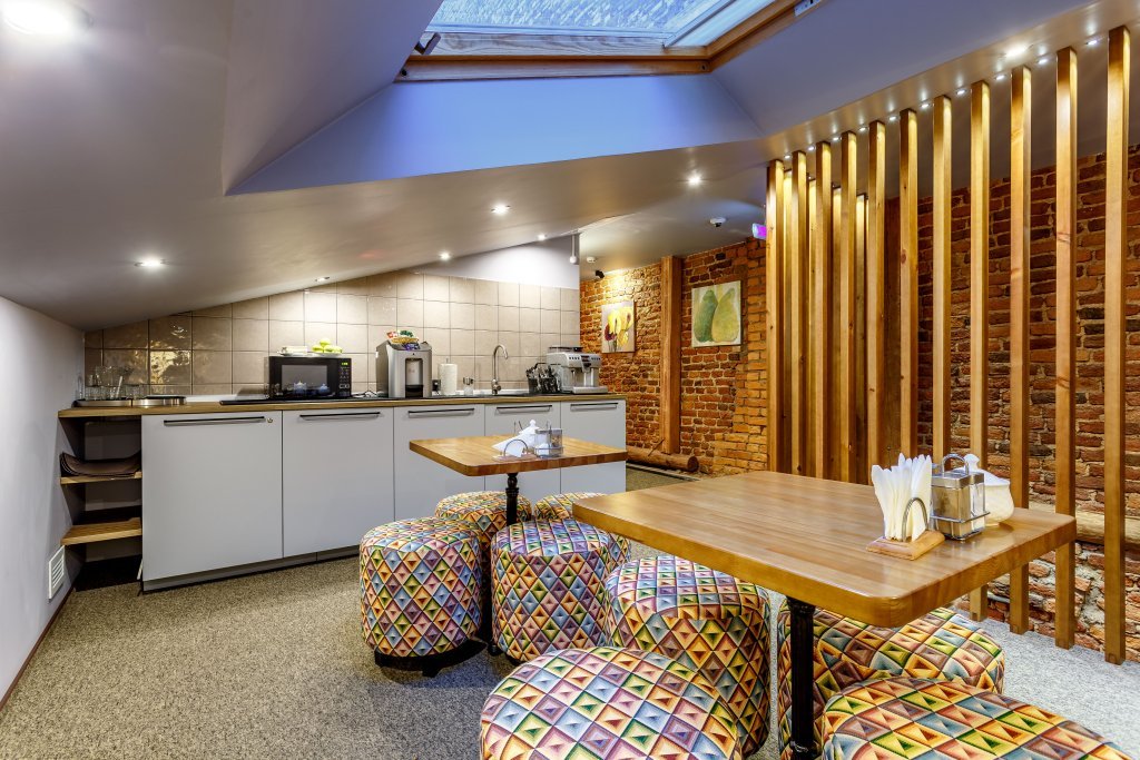 Санкт-Петербург: Roomp Sky Rubinshtejna Mini-Hotel