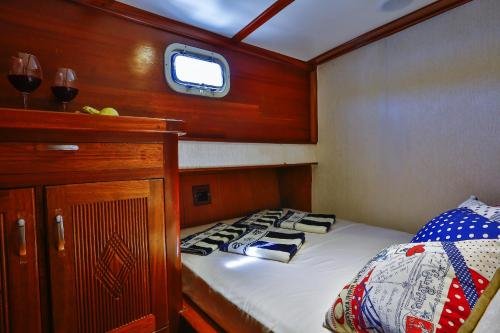Exclusive Boat Charter — фото 2