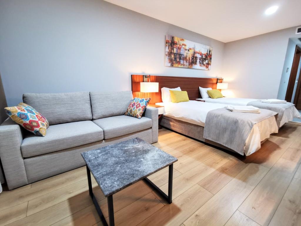 Бусак: Ada Hotel Bucak