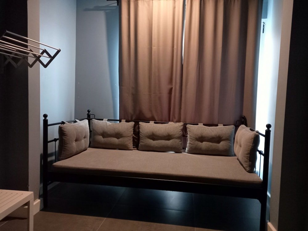 Каш: Un Amor The Hotel