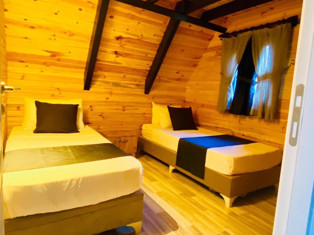 Бельдиби: Garden Bungalow
