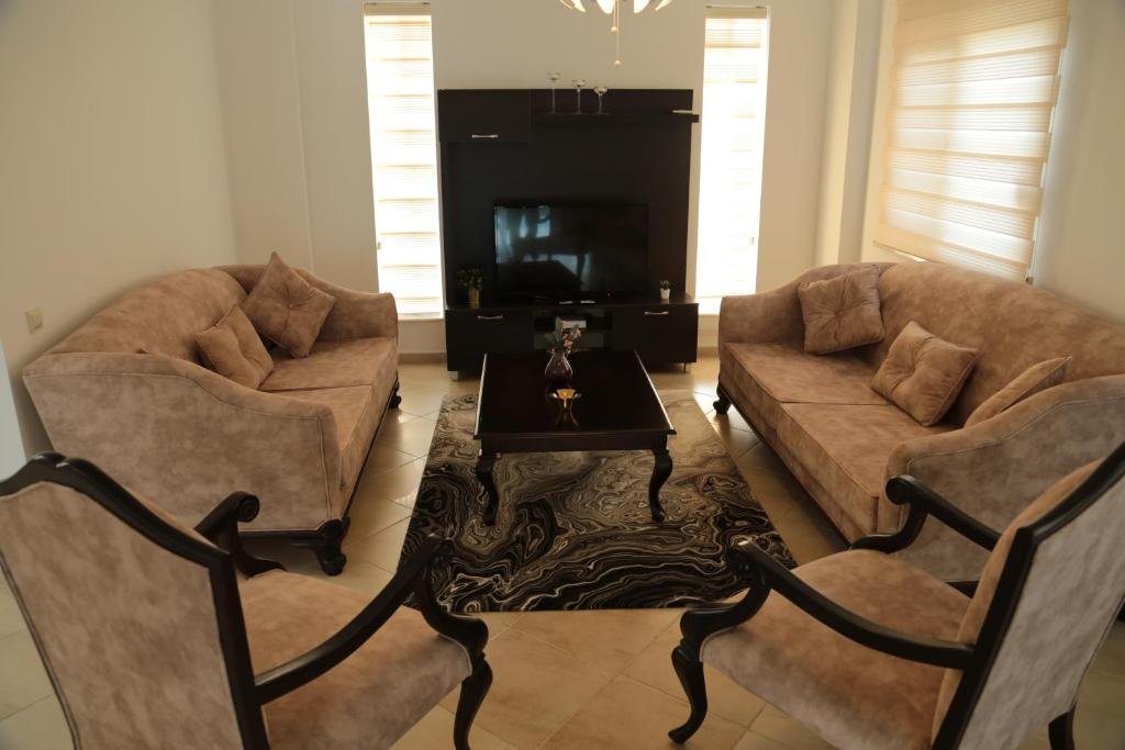 Белек: Villa Aslam, Kadriye Mahallesi 236 Sokak No: 1-4 Tolerance Golf Sitesi C-1 Blok, Serik, Antalya
