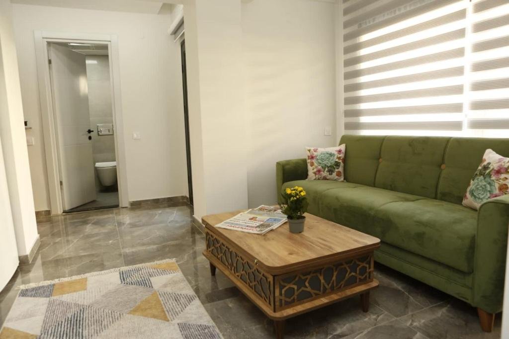 Измир: Comfortable and Modern Suite with Balcony in Narlidere, Izmir