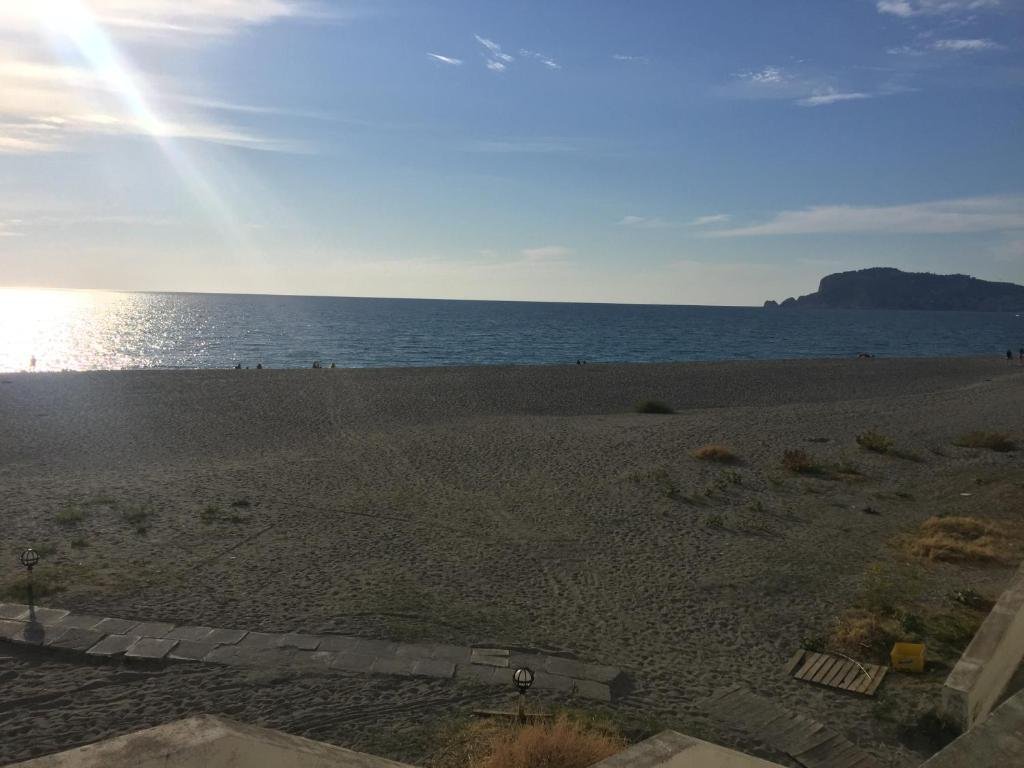 Аланья: BeachFront Fully Equipped Luxury Residence D19N
