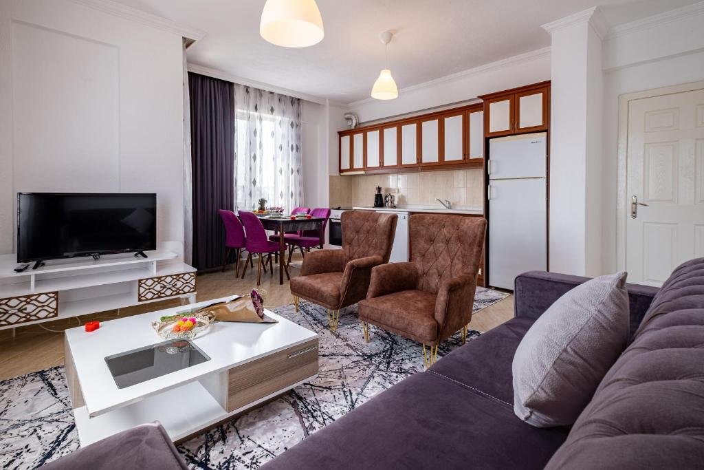 Белек: Assos Apart: Havuzlu sitede tamamı sizin 2 oda 1 salon daire