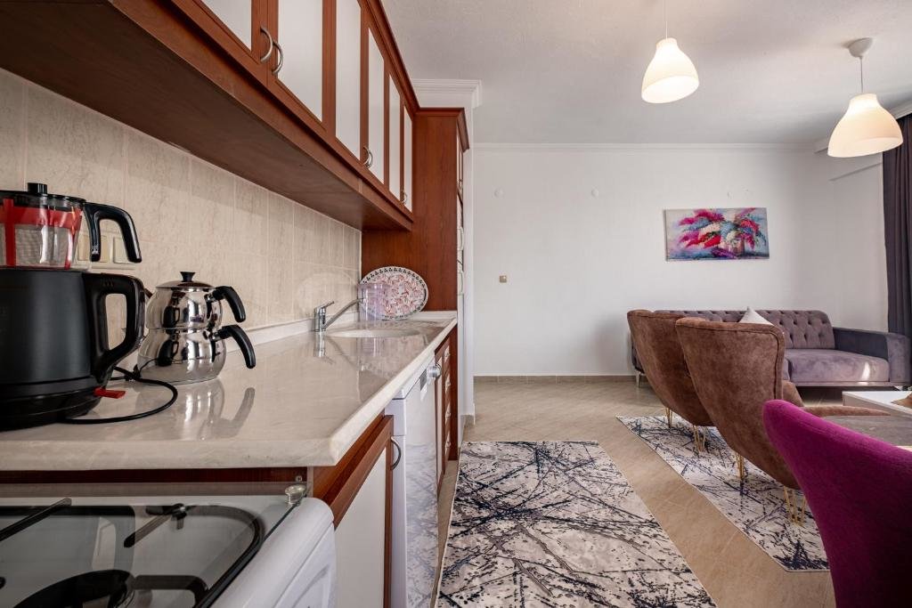 Белек: Assos Apart: Havuzlu sitede tamamı sizin 2 oda 1 salon daire