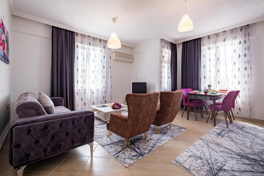Белек: Assos Apart: Havuzlu sitede tamamı sizin 2 oda 1 salon daire