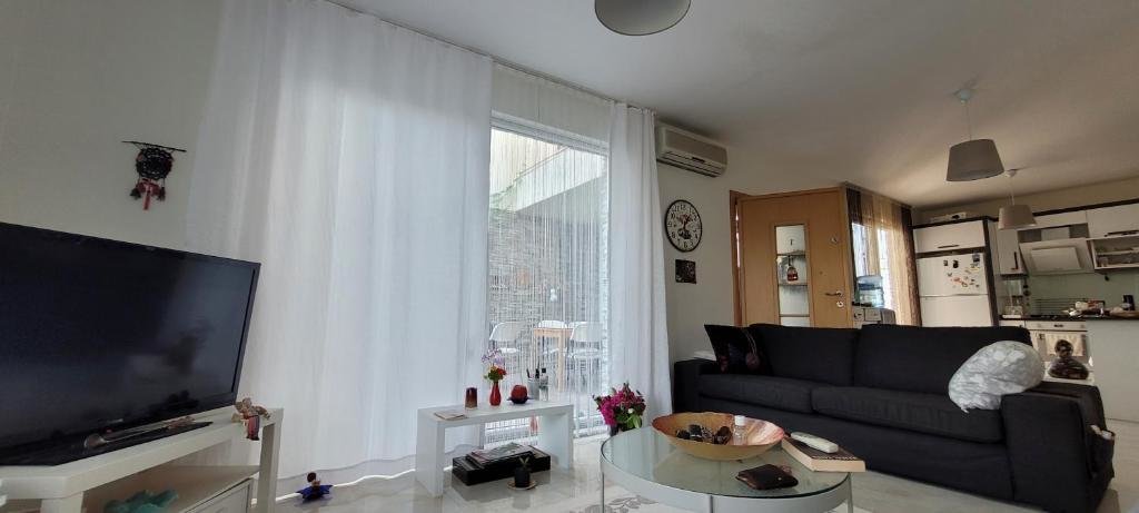 Белек: Architect's house with spacious veranda in Antalya, Belek