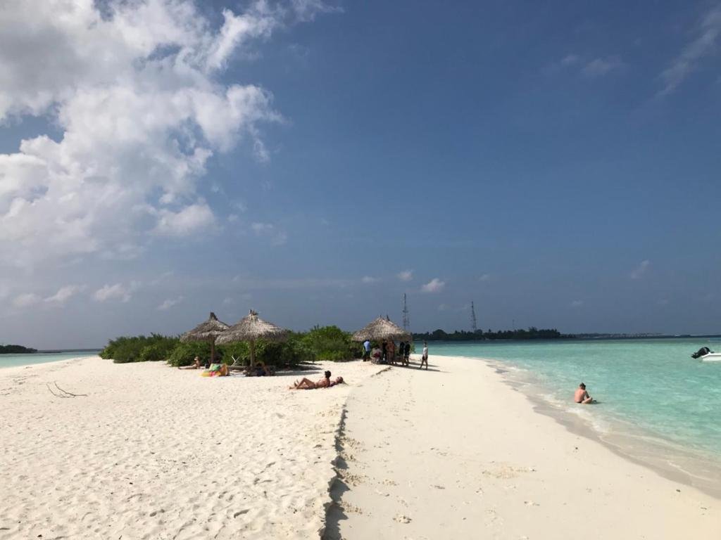 Атолл Алиф-Алиф: Thoddoo White Sand Inn