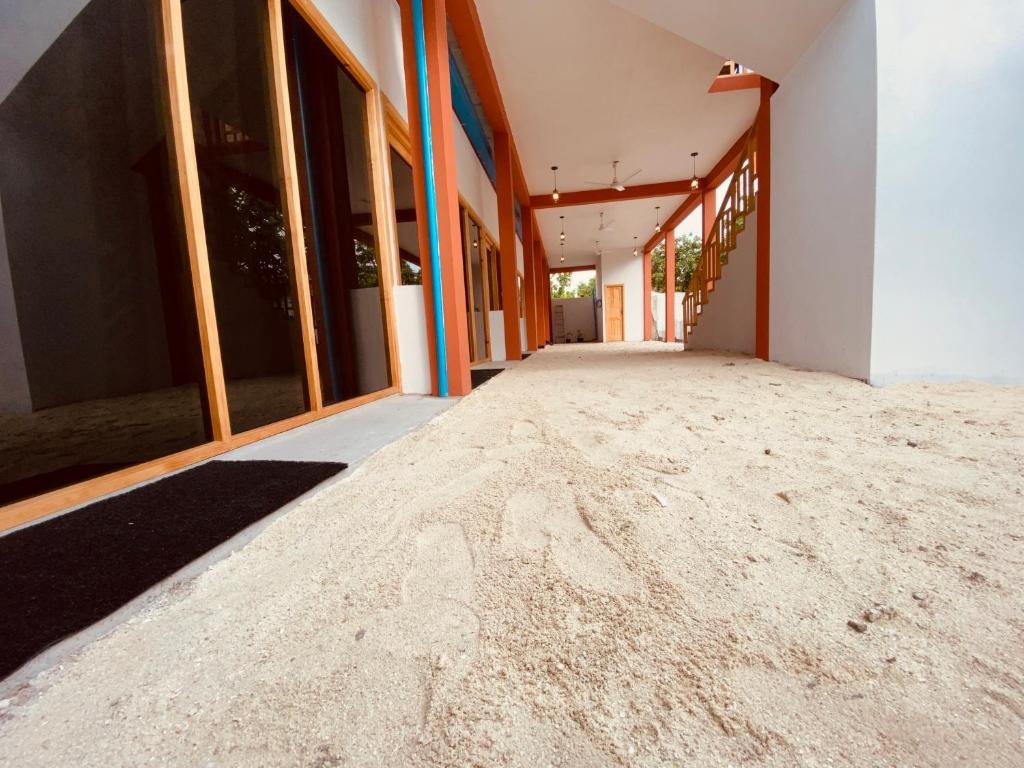 Атолл Алиф-Алиф: Thoddoo White Sand Inn